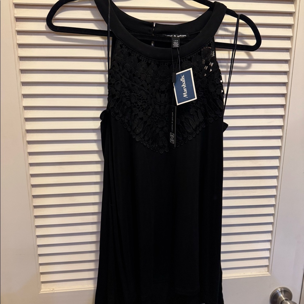 Lace detailed tank top
